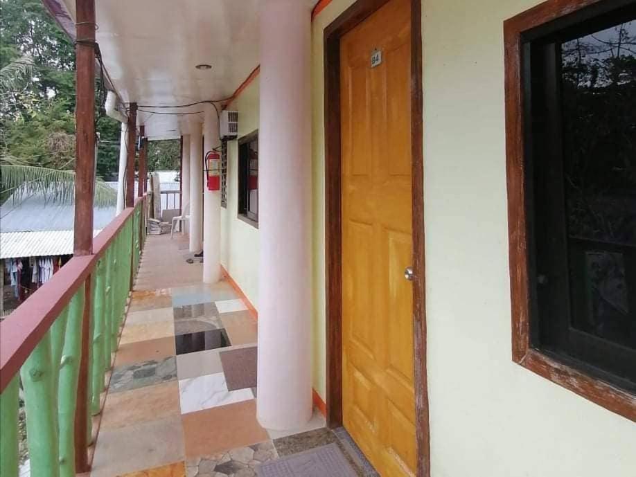 J&J Tourist Inn Bohol Exteriér fotografie